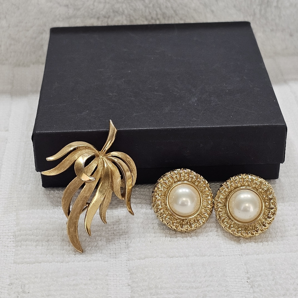 Vintage Crown Trifari Golden Leaf Pin and Trifari Golden Faux Pearl Earrings